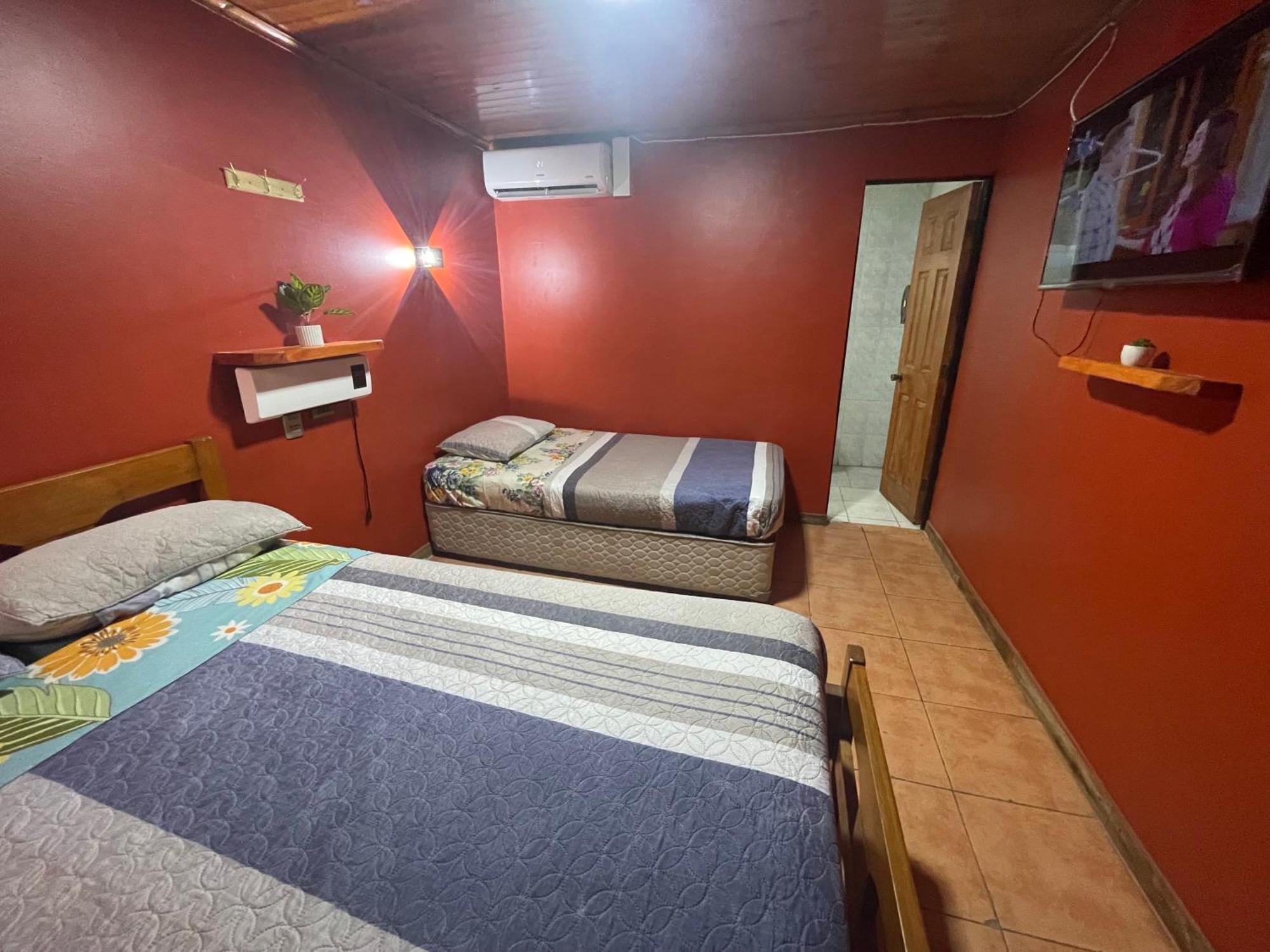 Residencial Don Santiago Bed and Breakfast Talca  Eksteriør billede