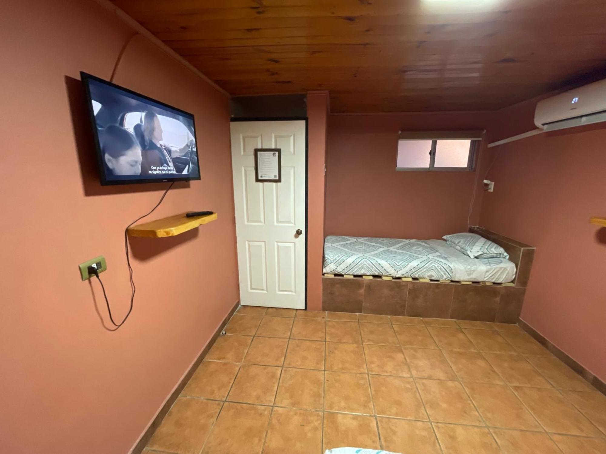 Residencial Don Santiago Bed and Breakfast Talca  Eksteriør billede